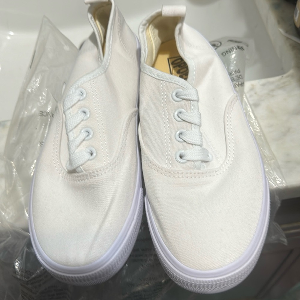 Opoee shoes